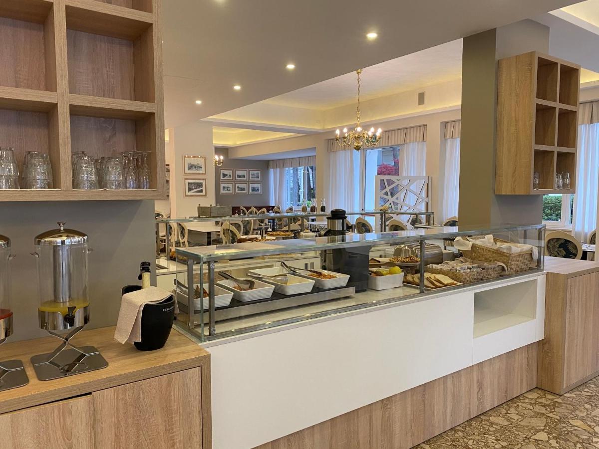 Hotel Croce Di Malta Lignano Sabbiadoro Dış mekan fotoğraf