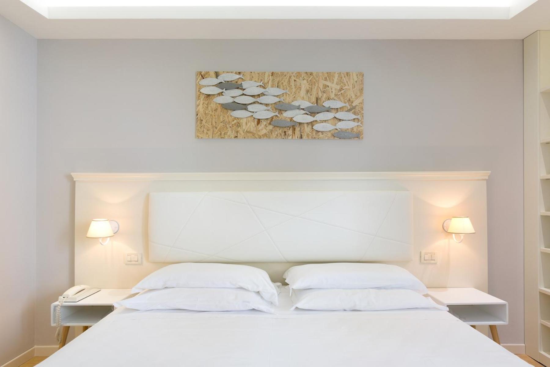 Hotel Croce Di Malta Lignano Sabbiadoro Dış mekan fotoğraf